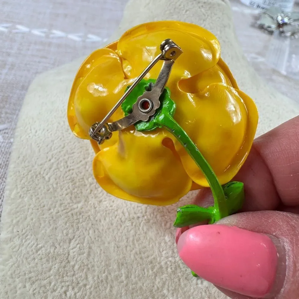 Vintage 60’s Yellow Rose Brooch